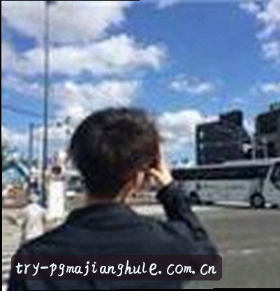 李伟